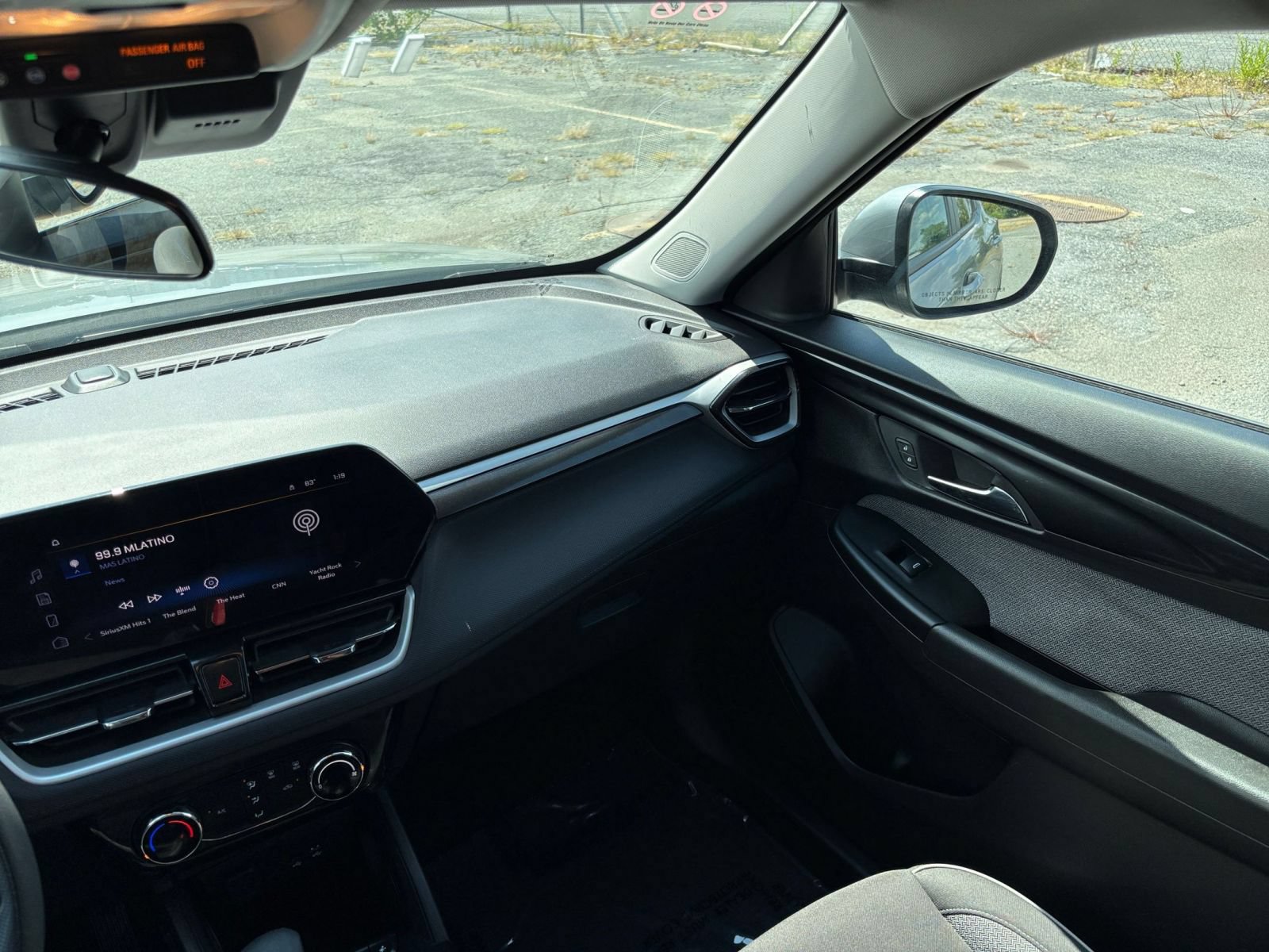 Thumbnail: 2025 Chevrolet TrailBlazer - 32