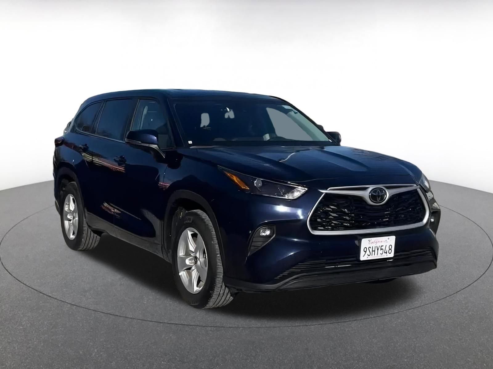 Thumbnail: 2025 Toyota Highlander - 2