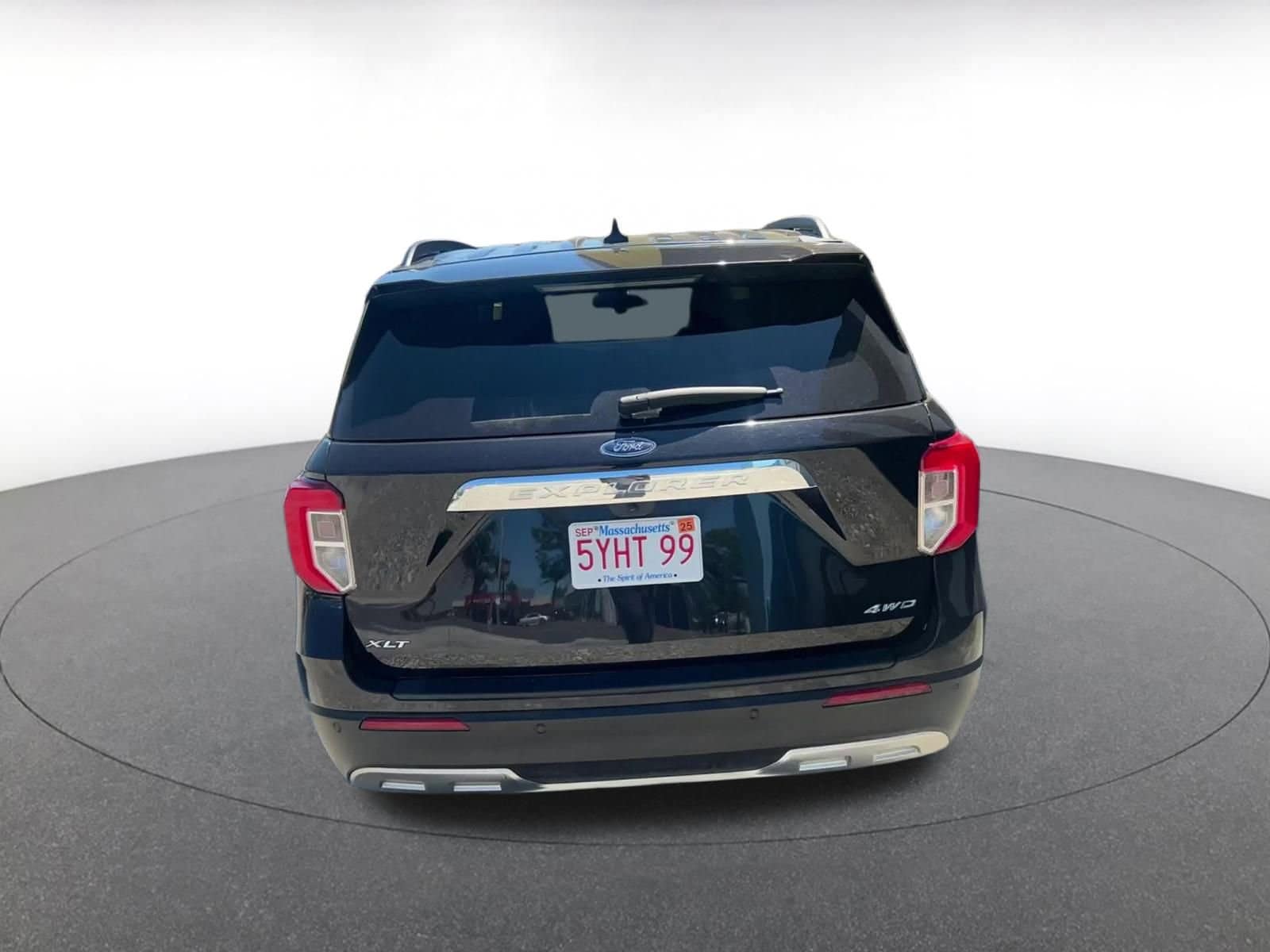 Thumbnail: 2024 Ford Explorer - 11