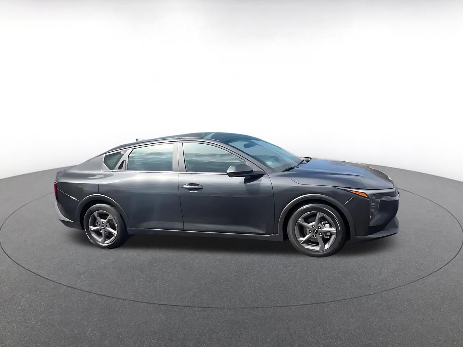 Thumbnail: 2025 Kia K4 - 2