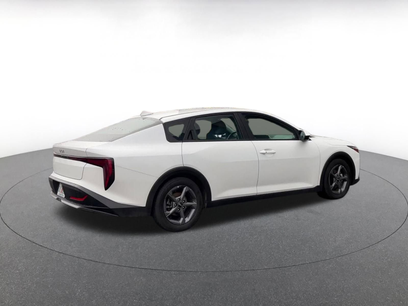 Thumbnail: 2025 Kia K4 - 15