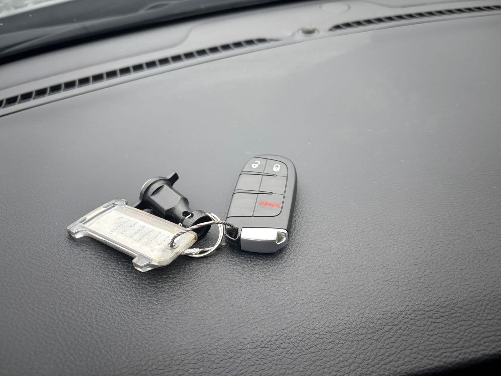 Thumbnail: 2023 Dodge Durango - 22