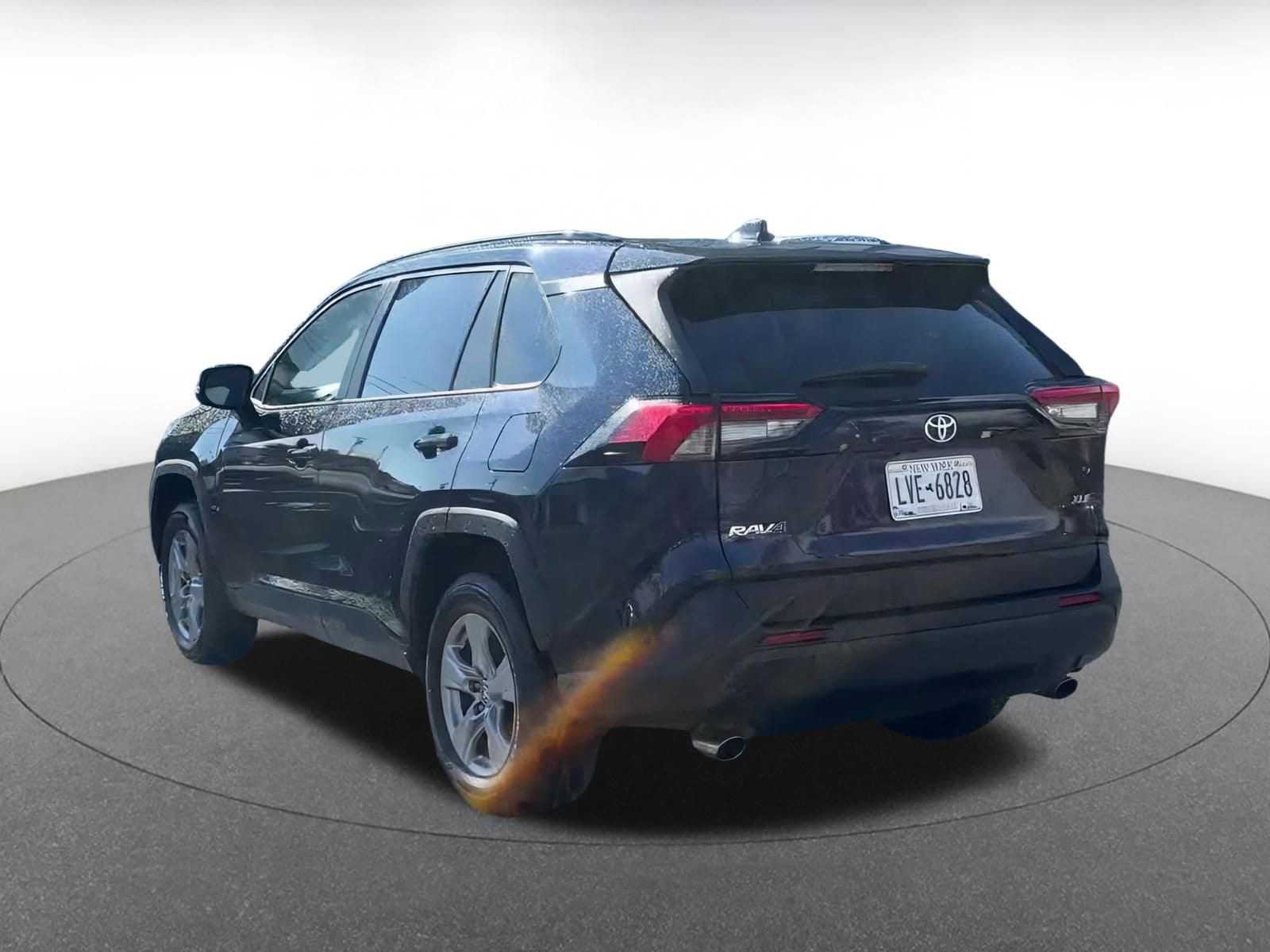 Thumbnail: 2025 Toyota RAV4 - 11