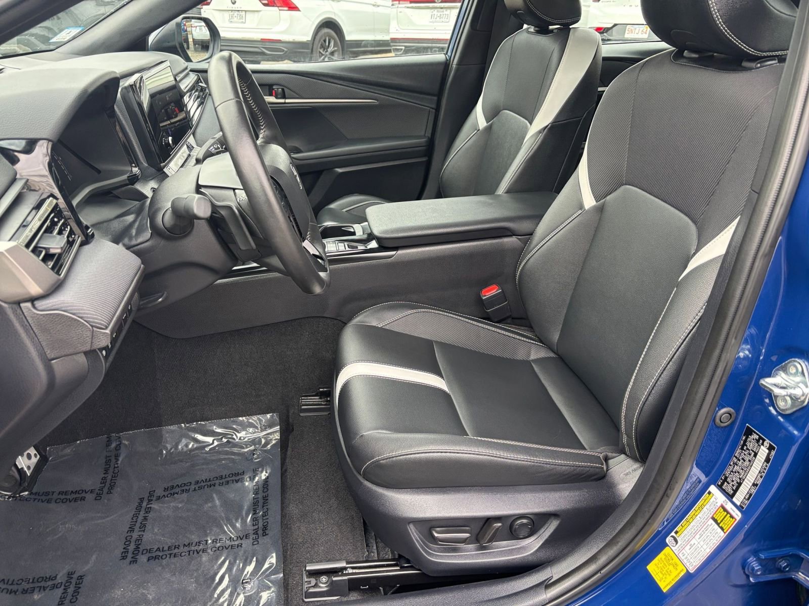 Thumbnail: 2025 Toyota Camry - 32