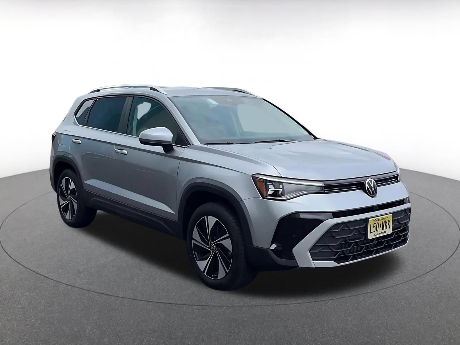 Thumbnail: 2026 Volkswagen Taos - 3