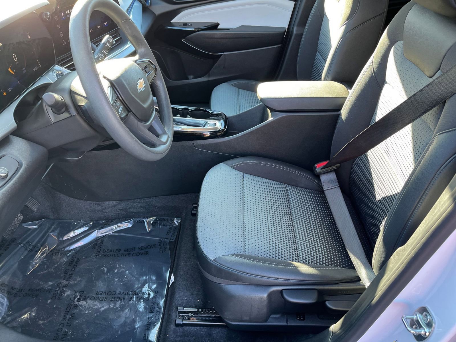 Thumbnail: 2025 Chevrolet Trax - 23