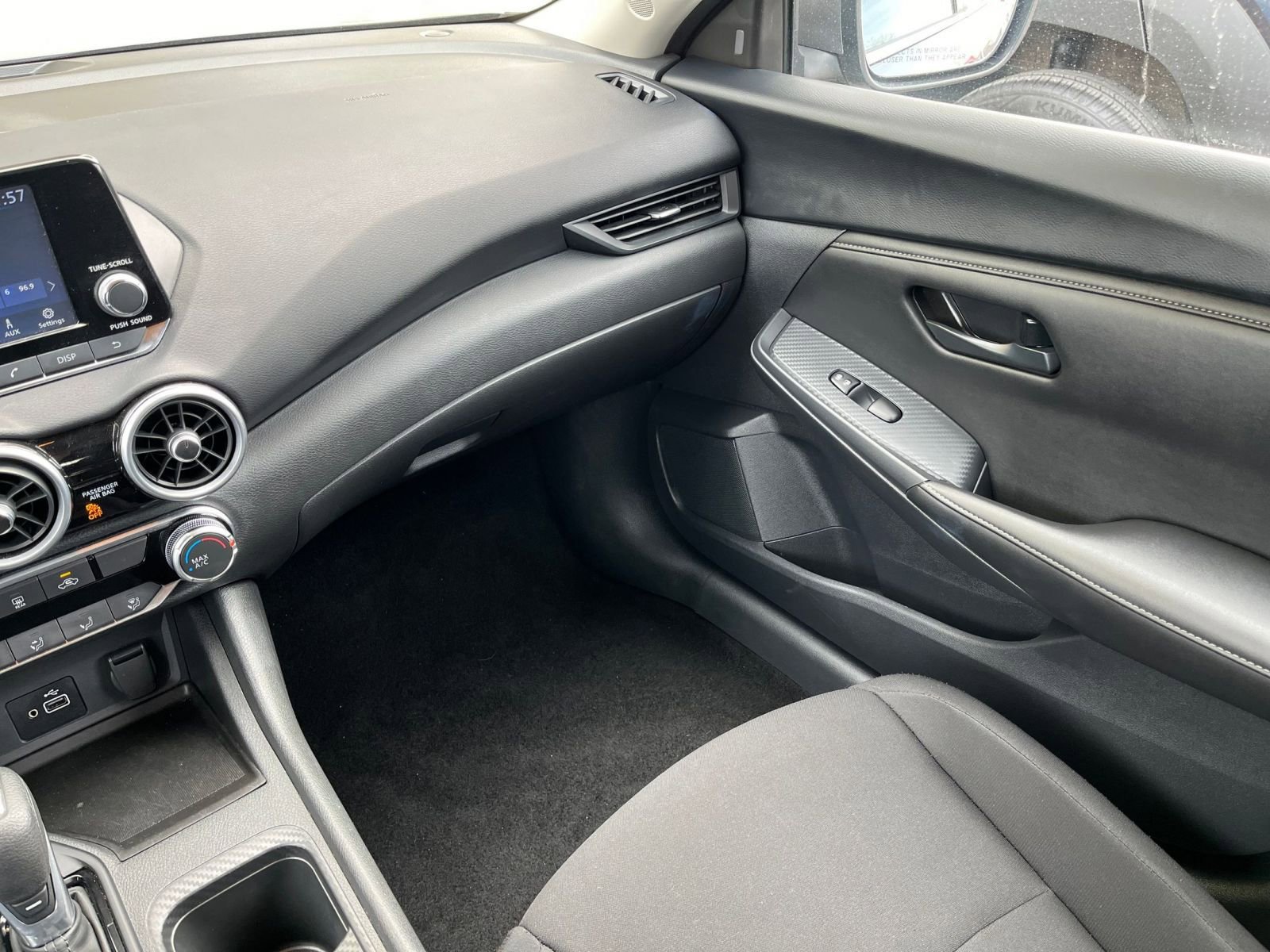 Thumbnail: 2025 Nissan Sentra - 31