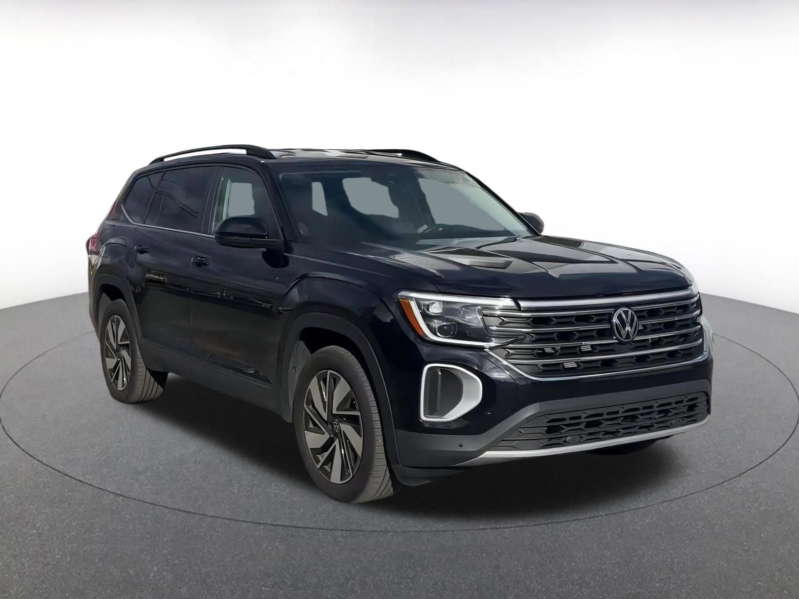 Thumbnail: 2025 Volkswagen Atlas - 3