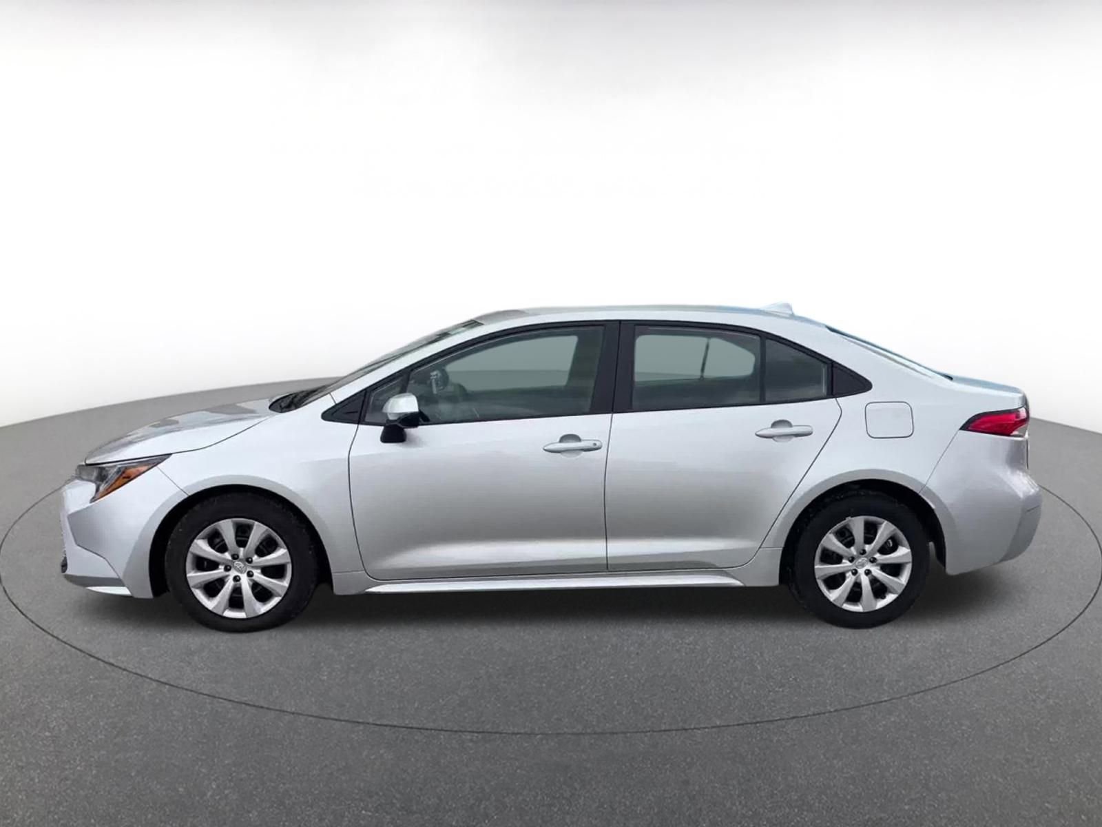 Thumbnail: 2025 Toyota Corolla - 9