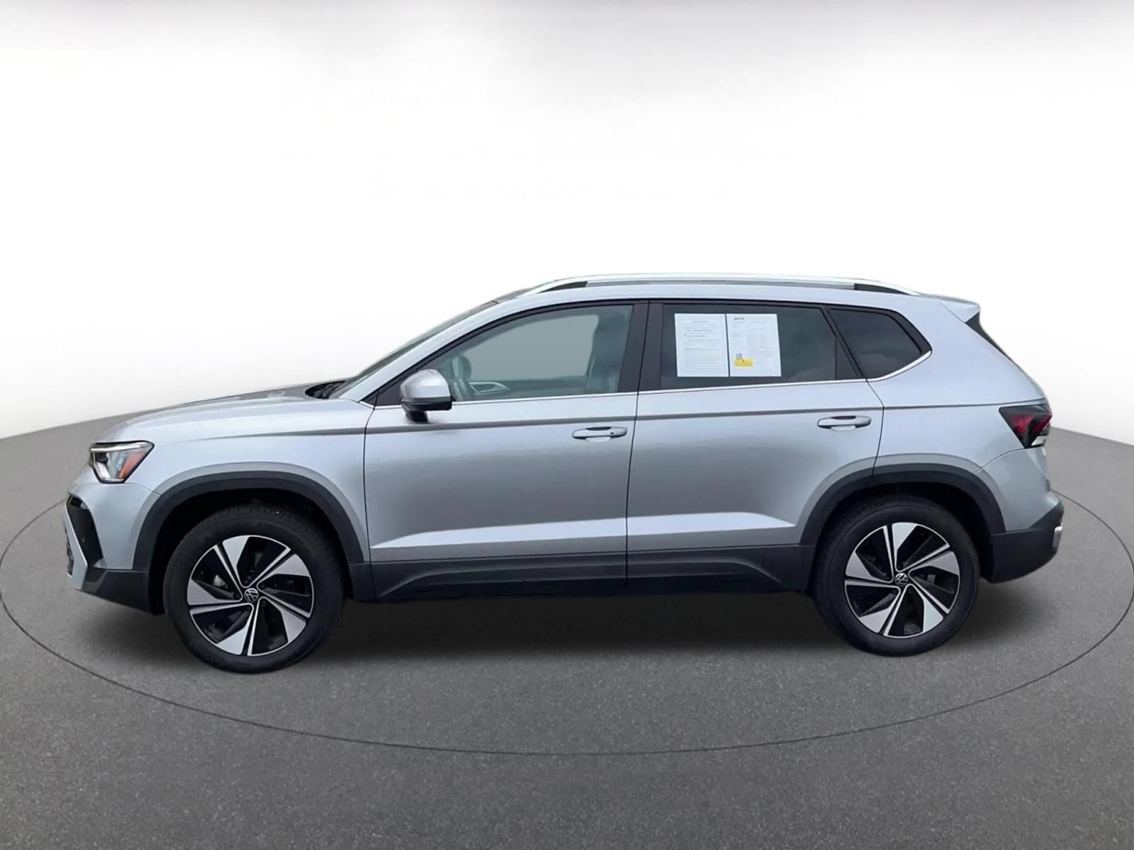 Thumbnail: 2026 Volkswagen Taos - 9