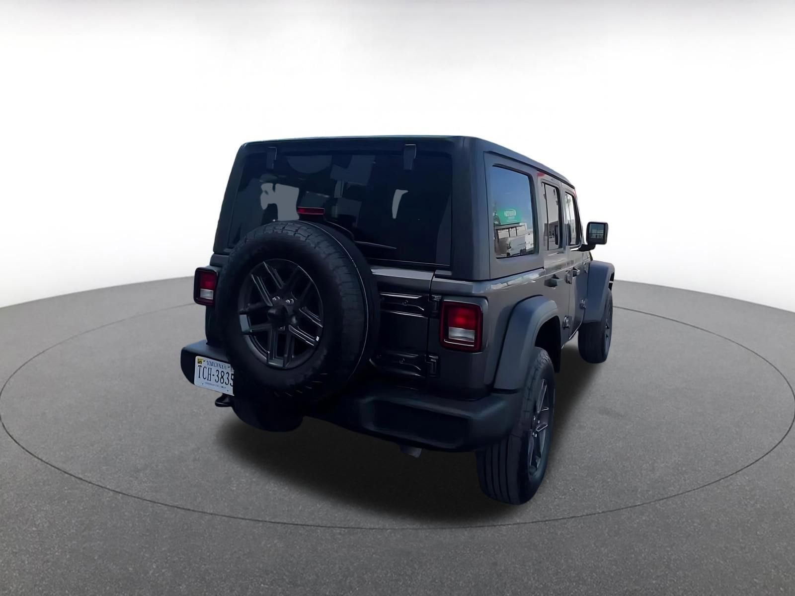 Thumbnail: 2025 Jeep Wrangler - 12