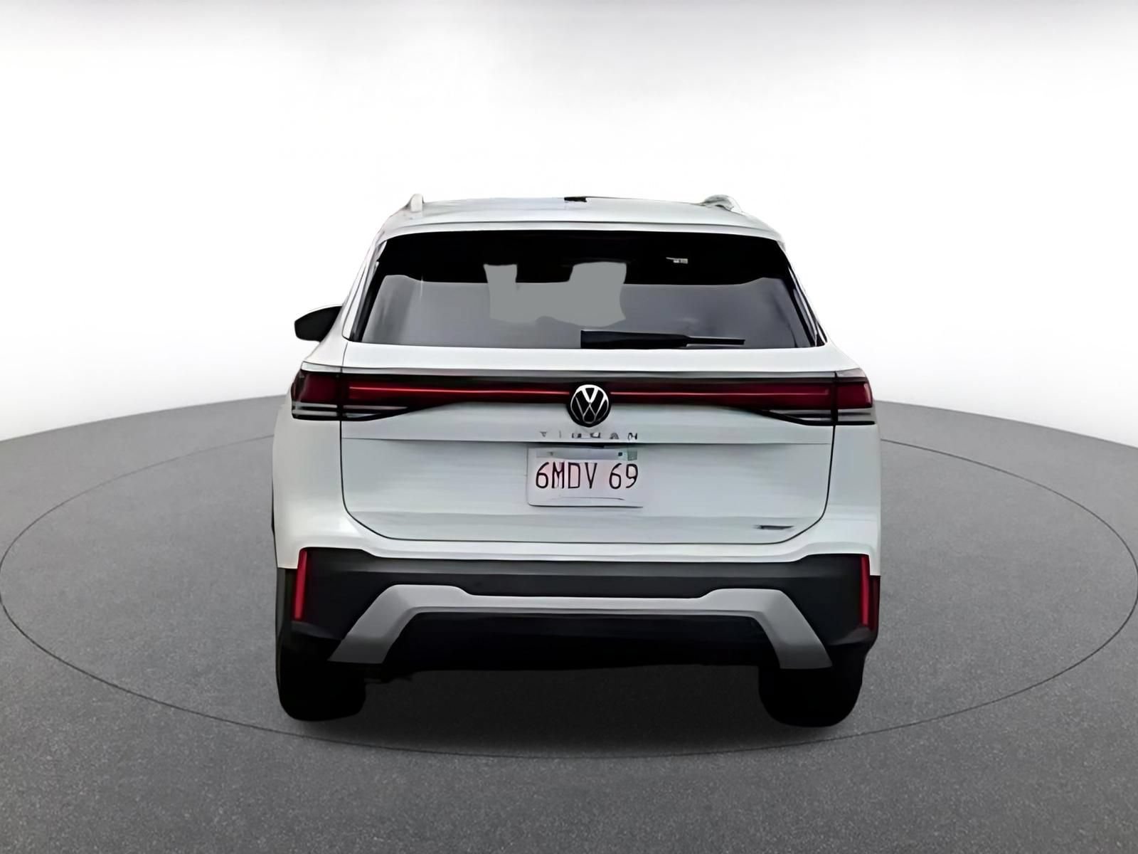 Thumbnail: 2026 Volkswagen Tiguan - 14