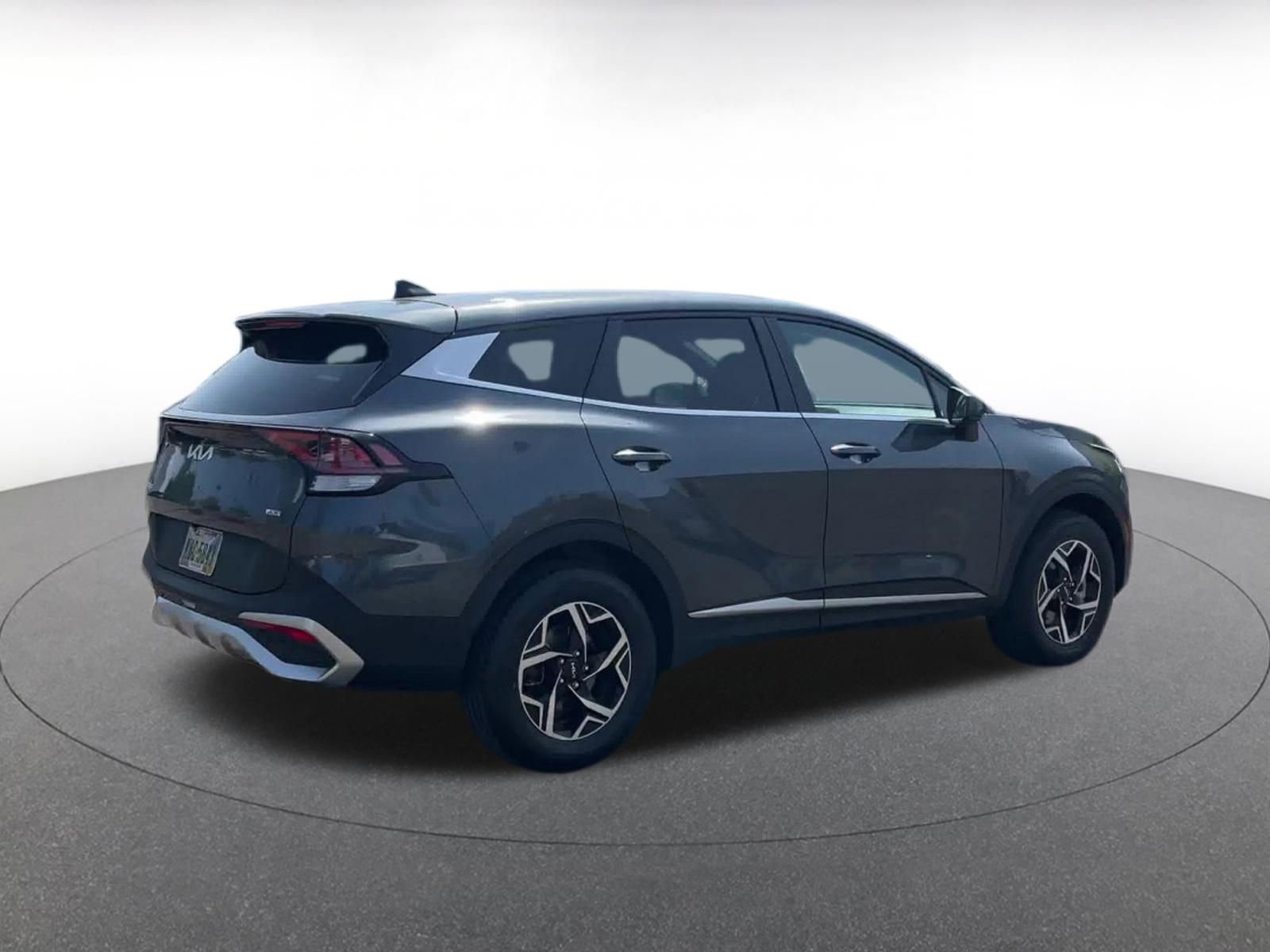 Thumbnail: 2023 Kia Sportage - 15