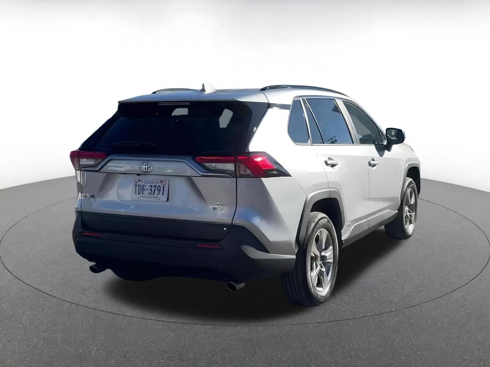 Thumbnail: 2025 Toyota RAV4 - 14