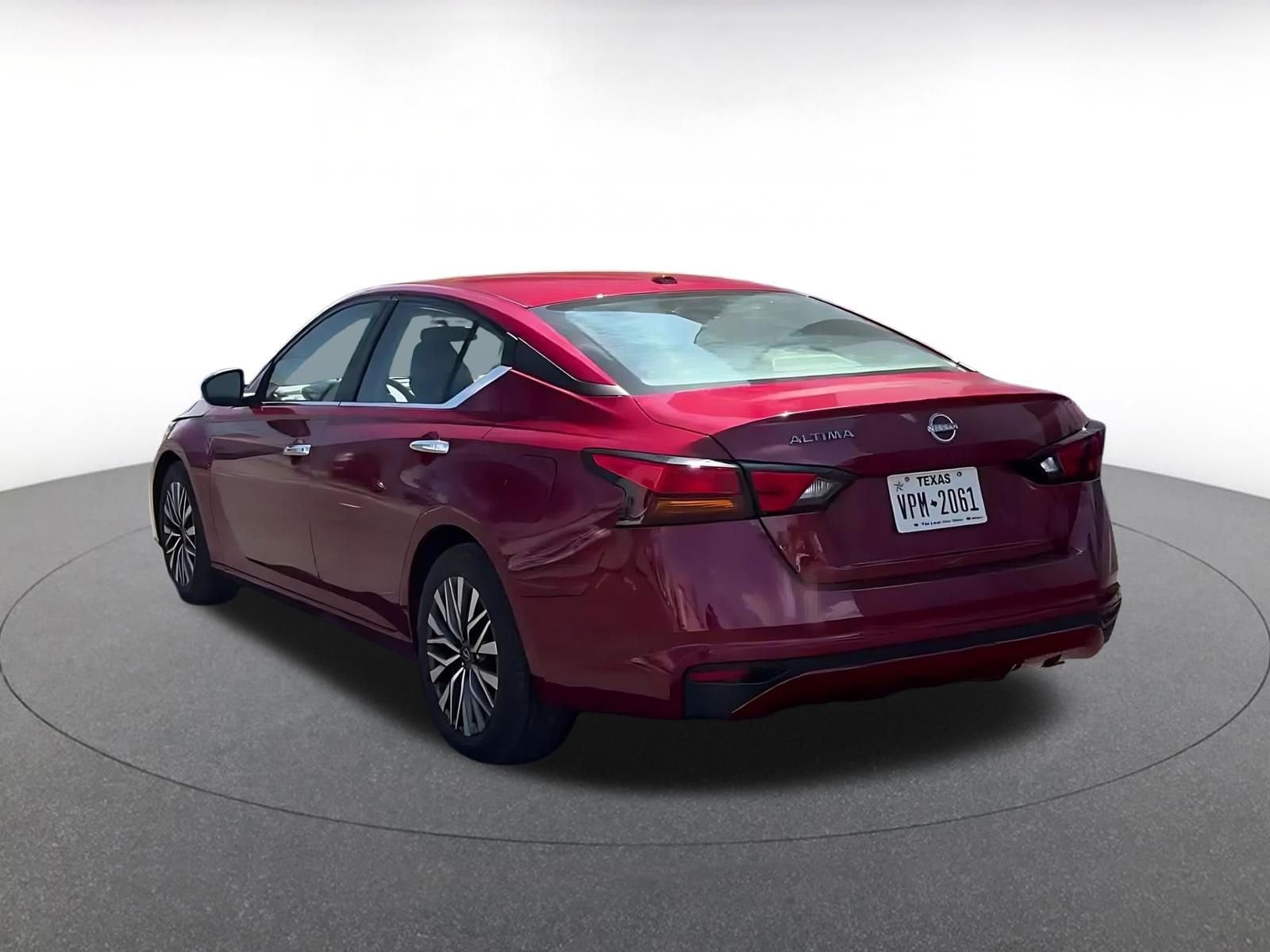 Thumbnail: 2025 Nissan Altima - 11