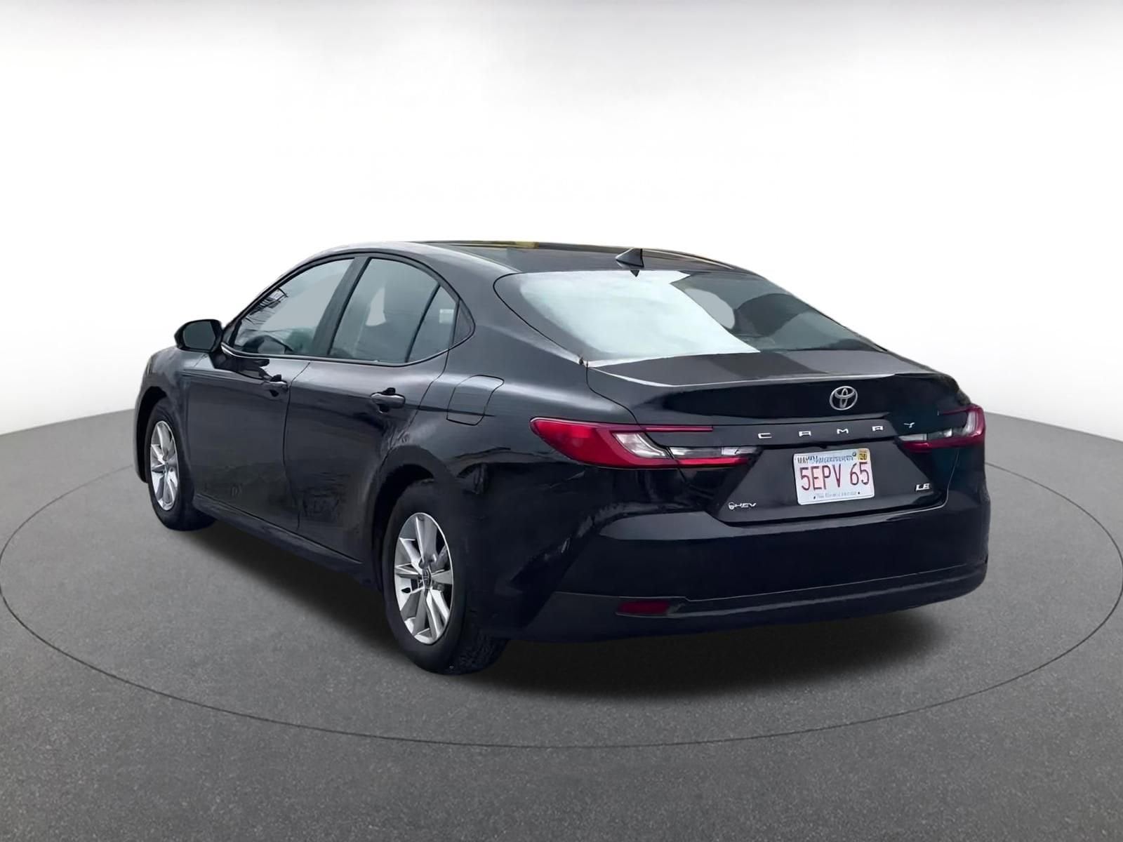 Thumbnail: 2025 Toyota Camry - 11