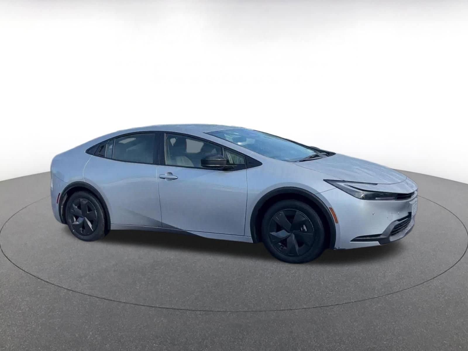 Thumbnail: 2025 Toyota Prius - 2