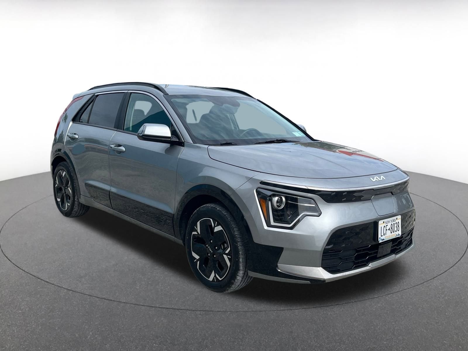 Thumbnail: 2023 Kia Niro - 1