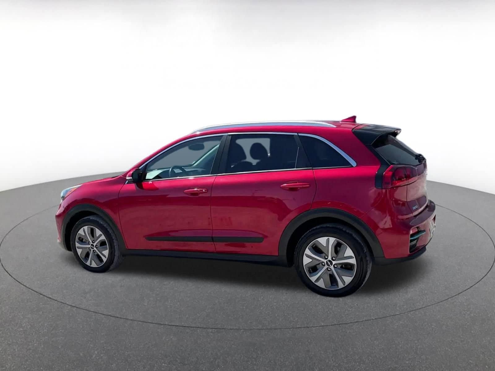 Thumbnail: 2022 Kia Niro - 10