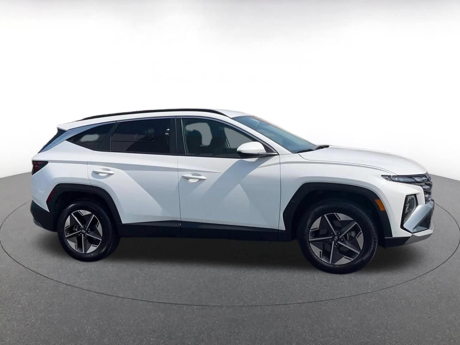 Thumbnail: 2025 Hyundai Tucson - 16