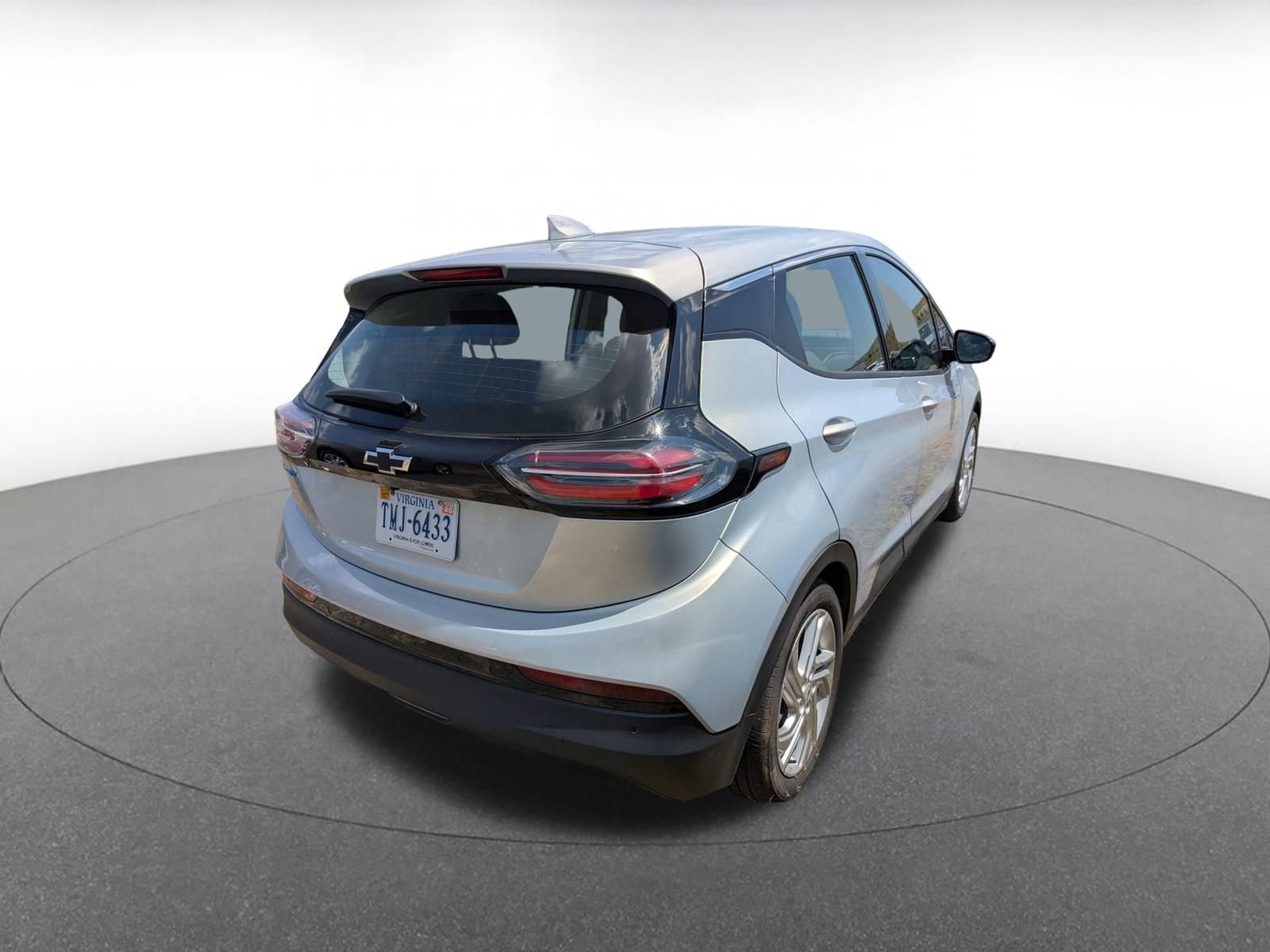 Thumbnail: 2023 Chevrolet Bolt EV - 5