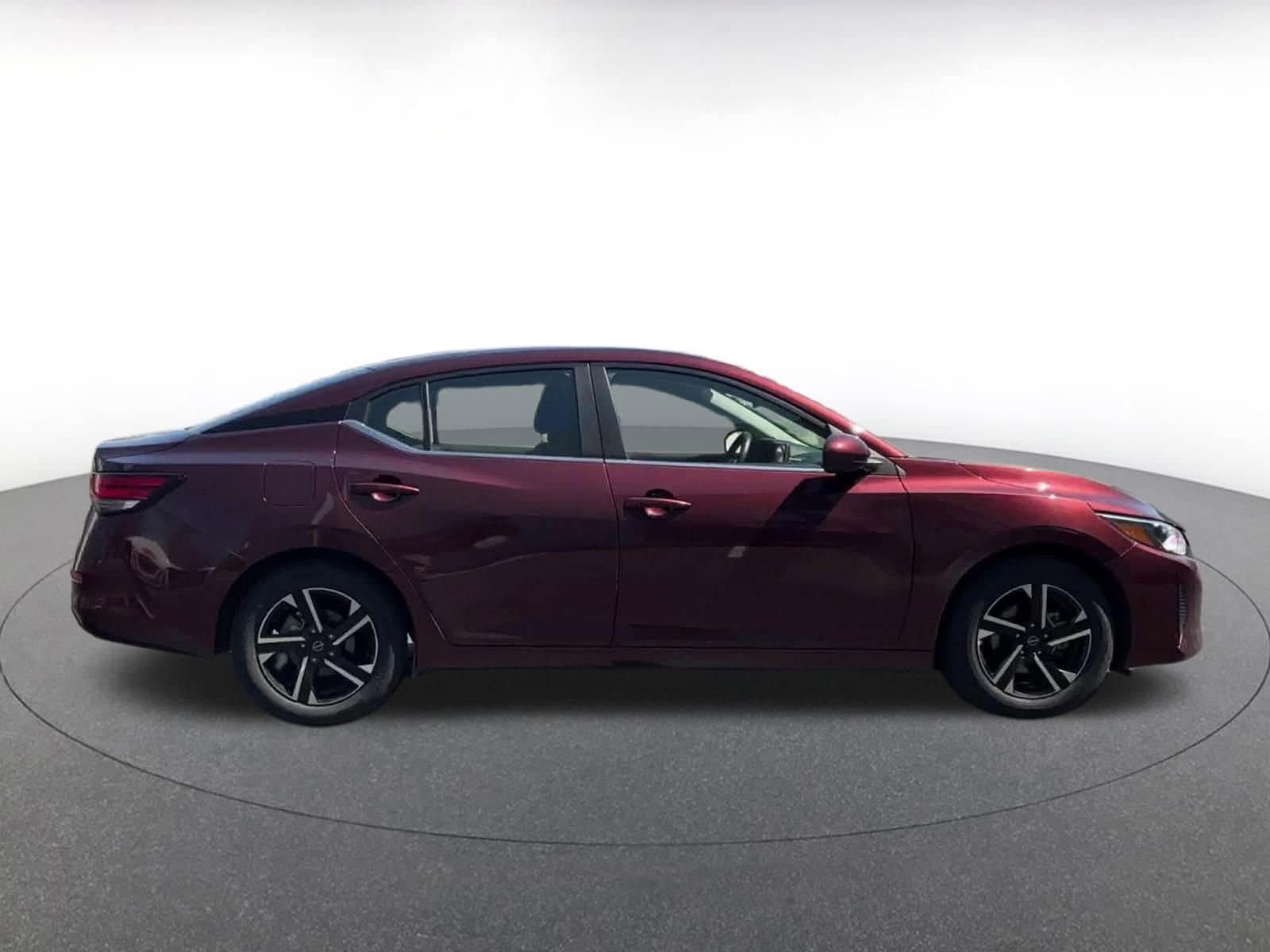 Thumbnail: 2025 Nissan Sentra - 16