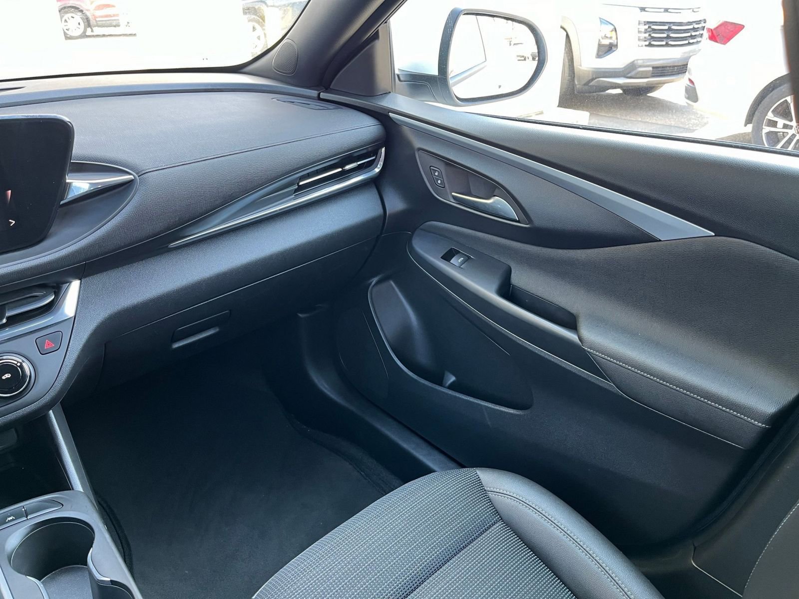 Thumbnail: 2025 Buick Envista - 33