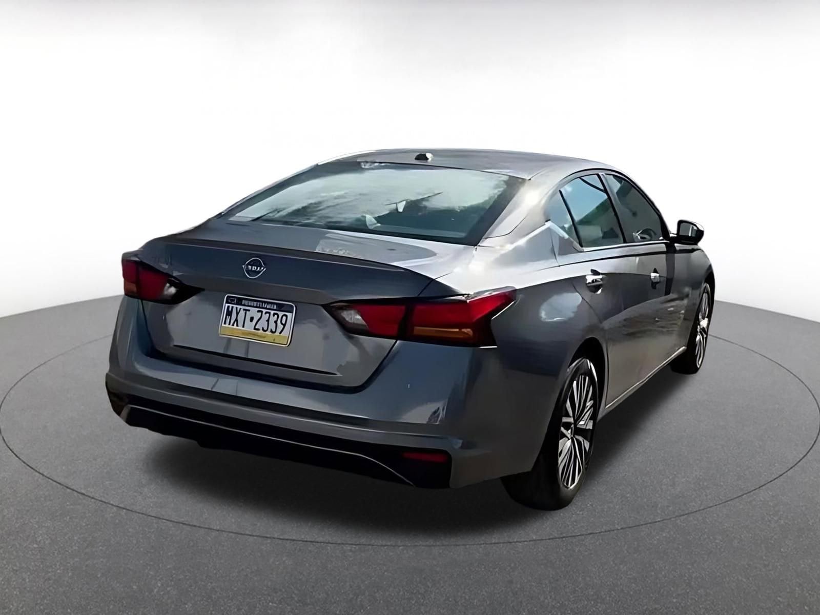 Thumbnail: 2025 Nissan Altima - 12