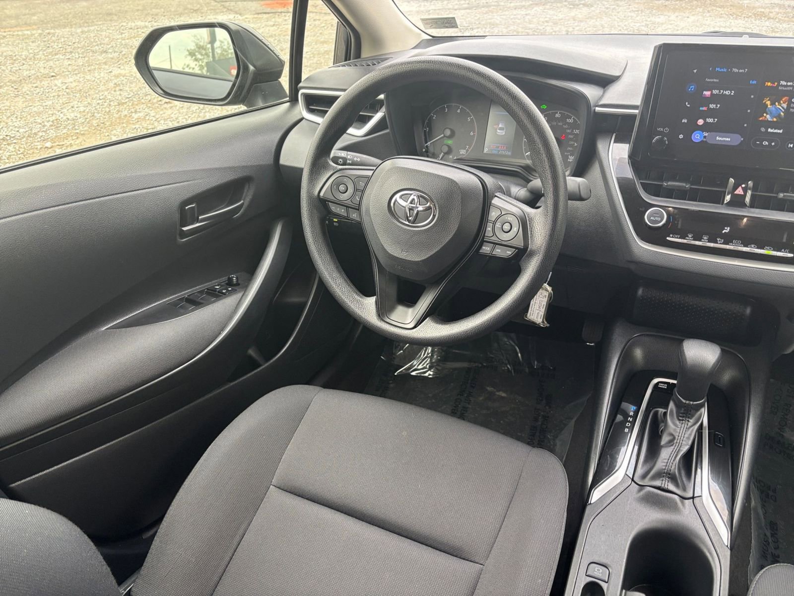 Thumbnail: 2025 Toyota Corolla - 30