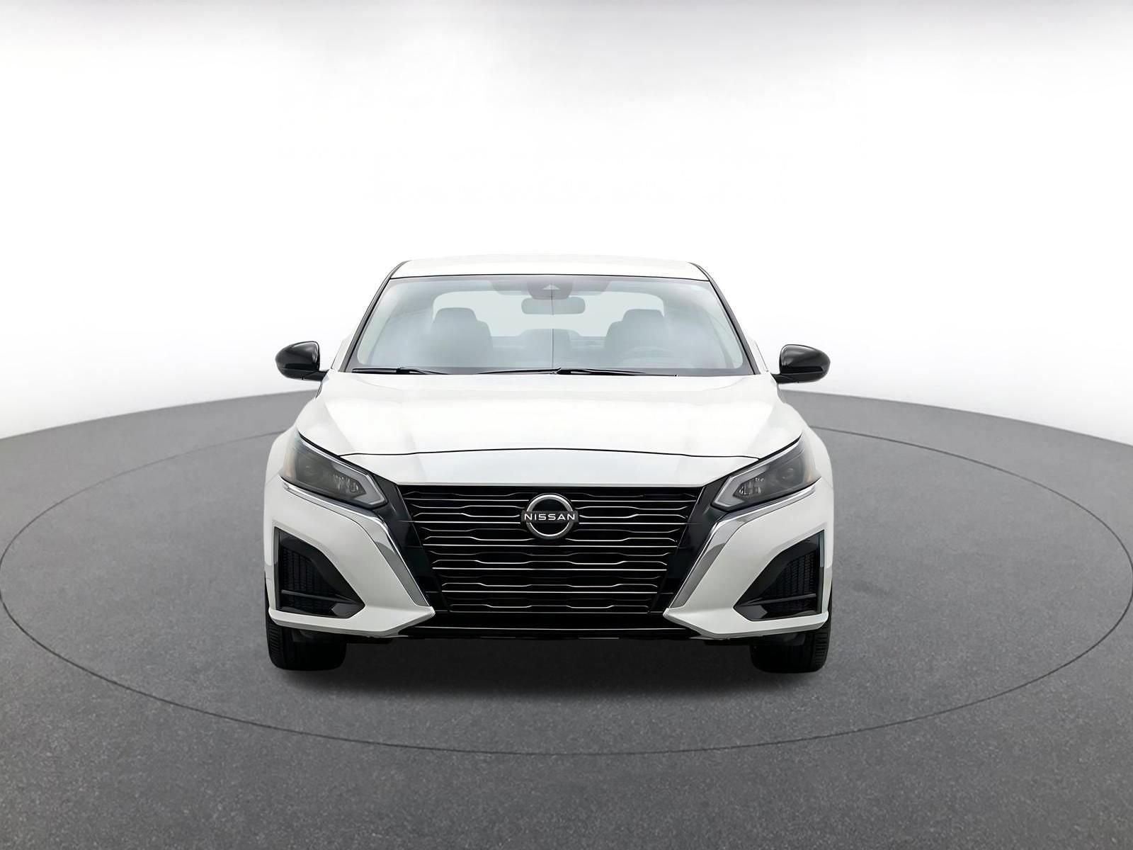 Thumbnail: 2025 Nissan Altima - 2