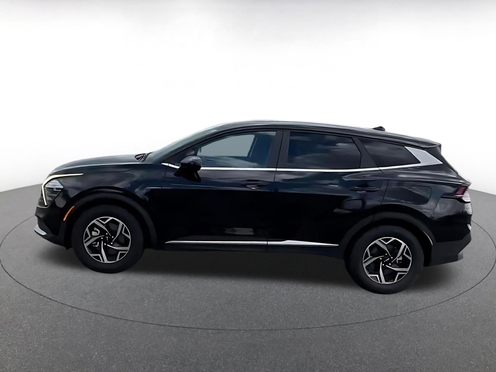 Thumbnail: 2025 Kia Sportage - 9