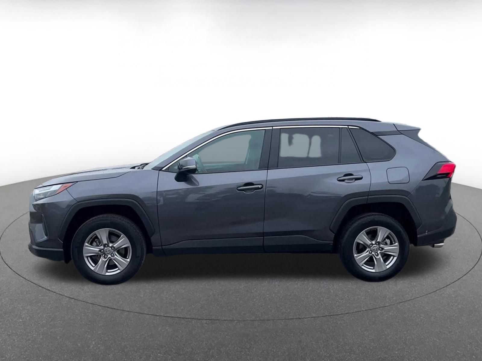Thumbnail: 2024 Toyota RAV4 - 8