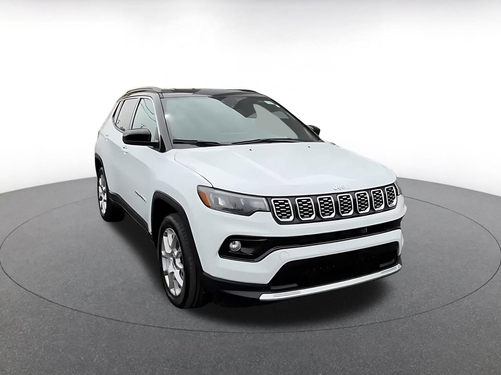Thumbnail: 2025 Jeep Compass - 3
