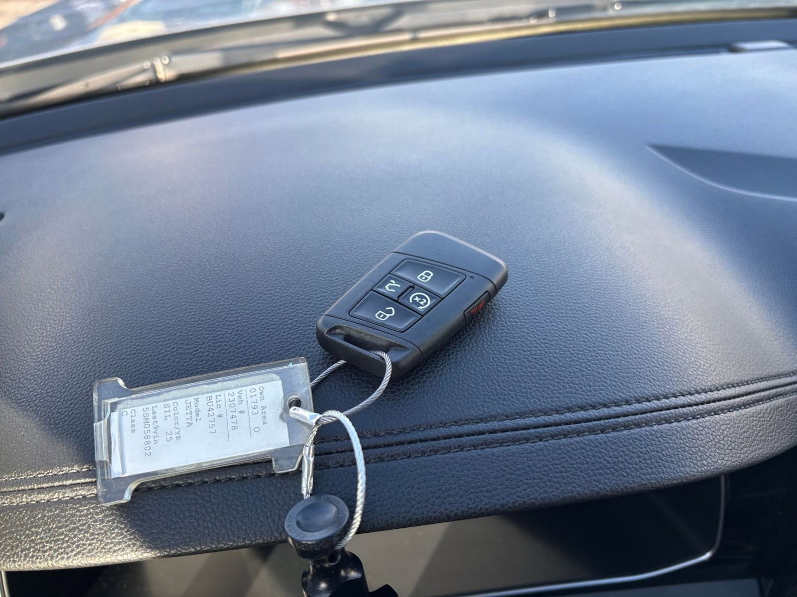 Thumbnail: 2025 Volkswagen Jetta - 21