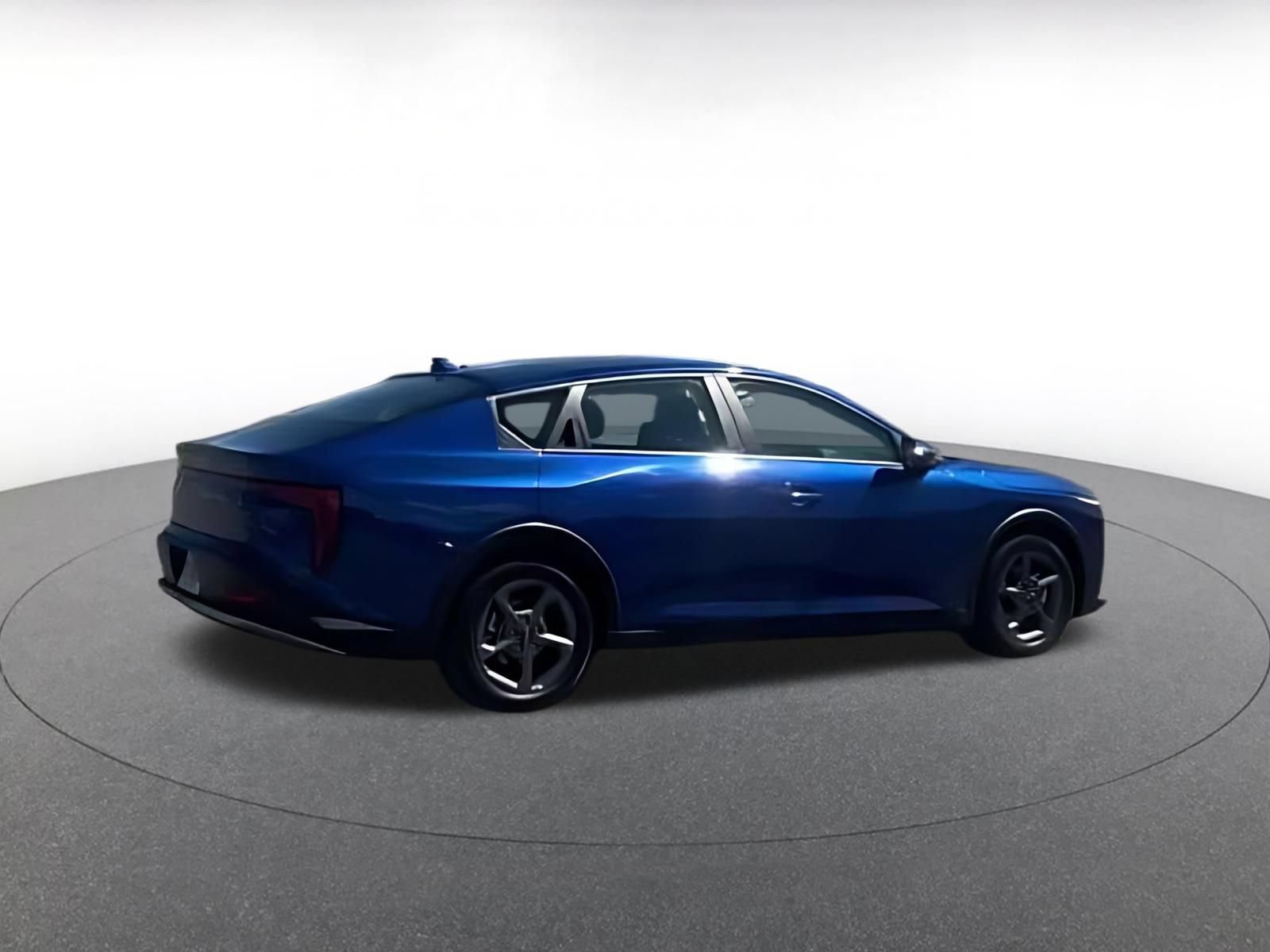 Thumbnail: 2025 Kia K4 - 4