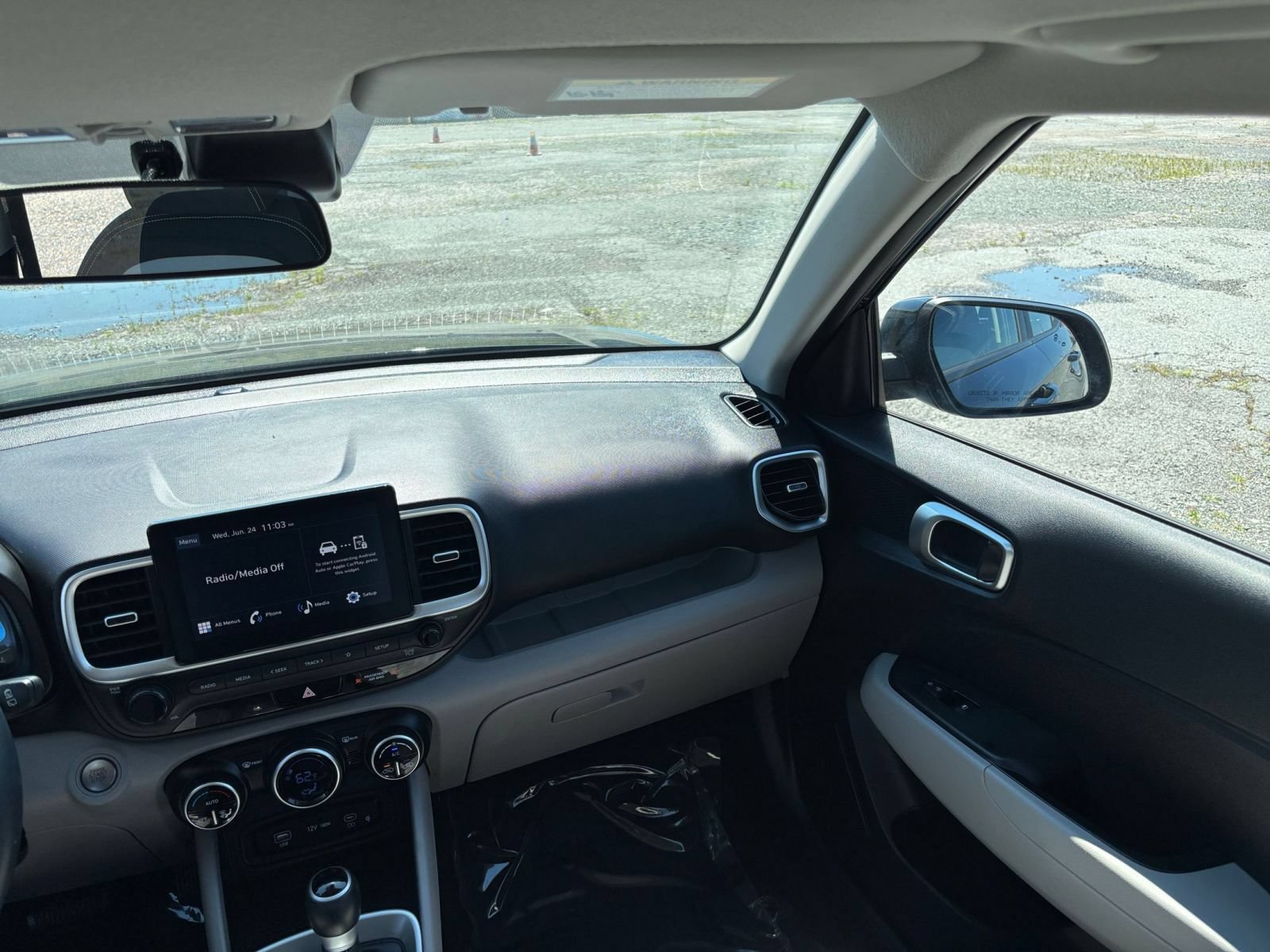 Thumbnail: 2026 Hyundai Venue - 32