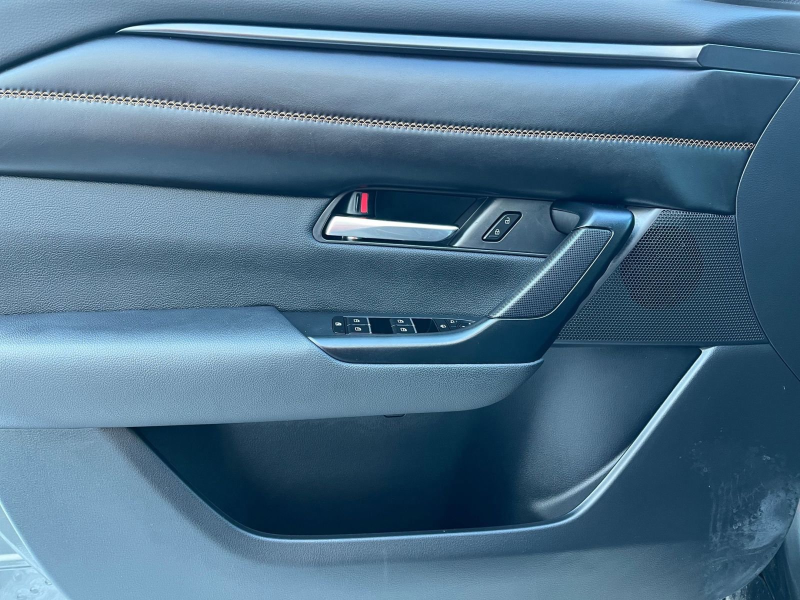 Thumbnail: 2025 Mazda CX-50 - 18