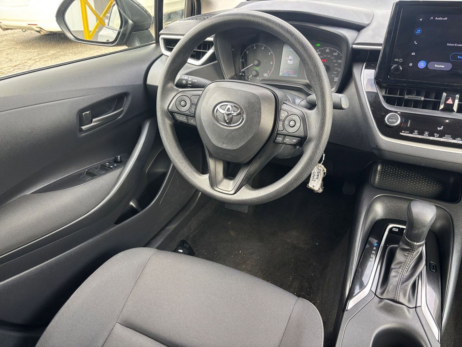 Thumbnail: 2025 Toyota Corolla - 30