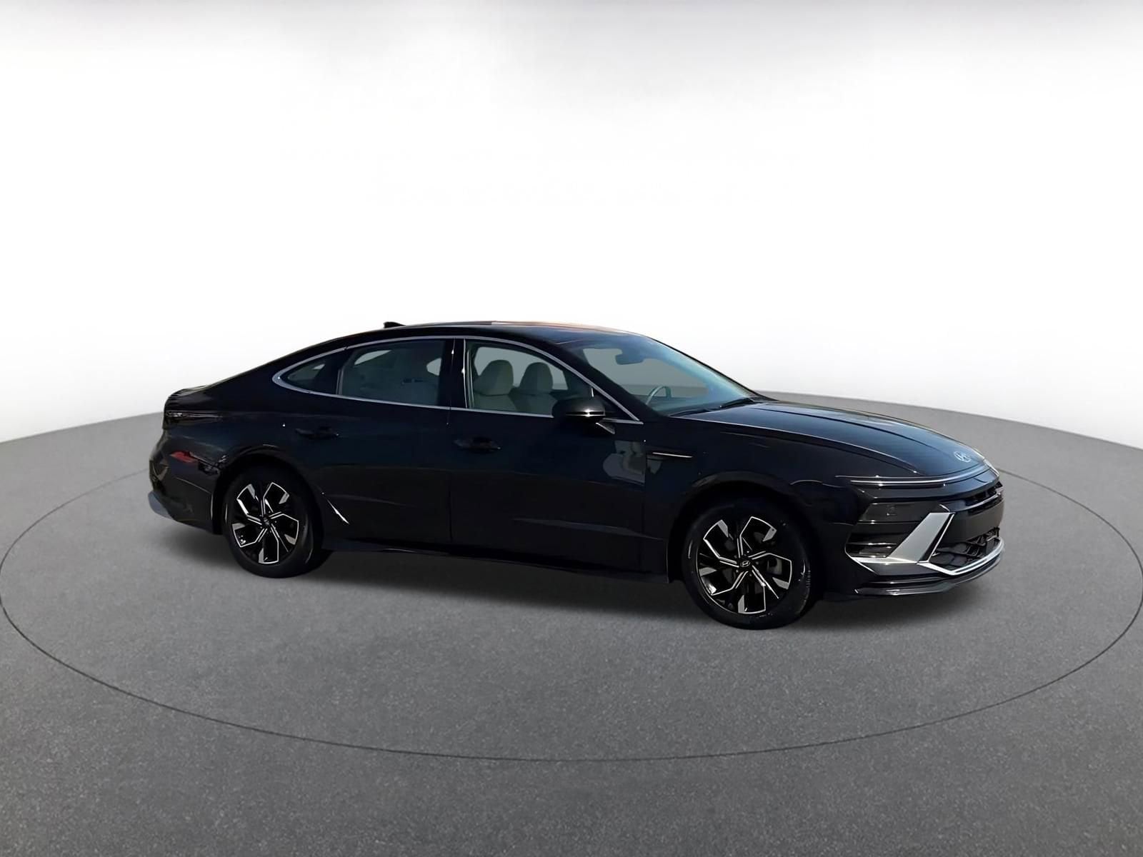 Thumbnail: 2025 Hyundai Sonata - 2