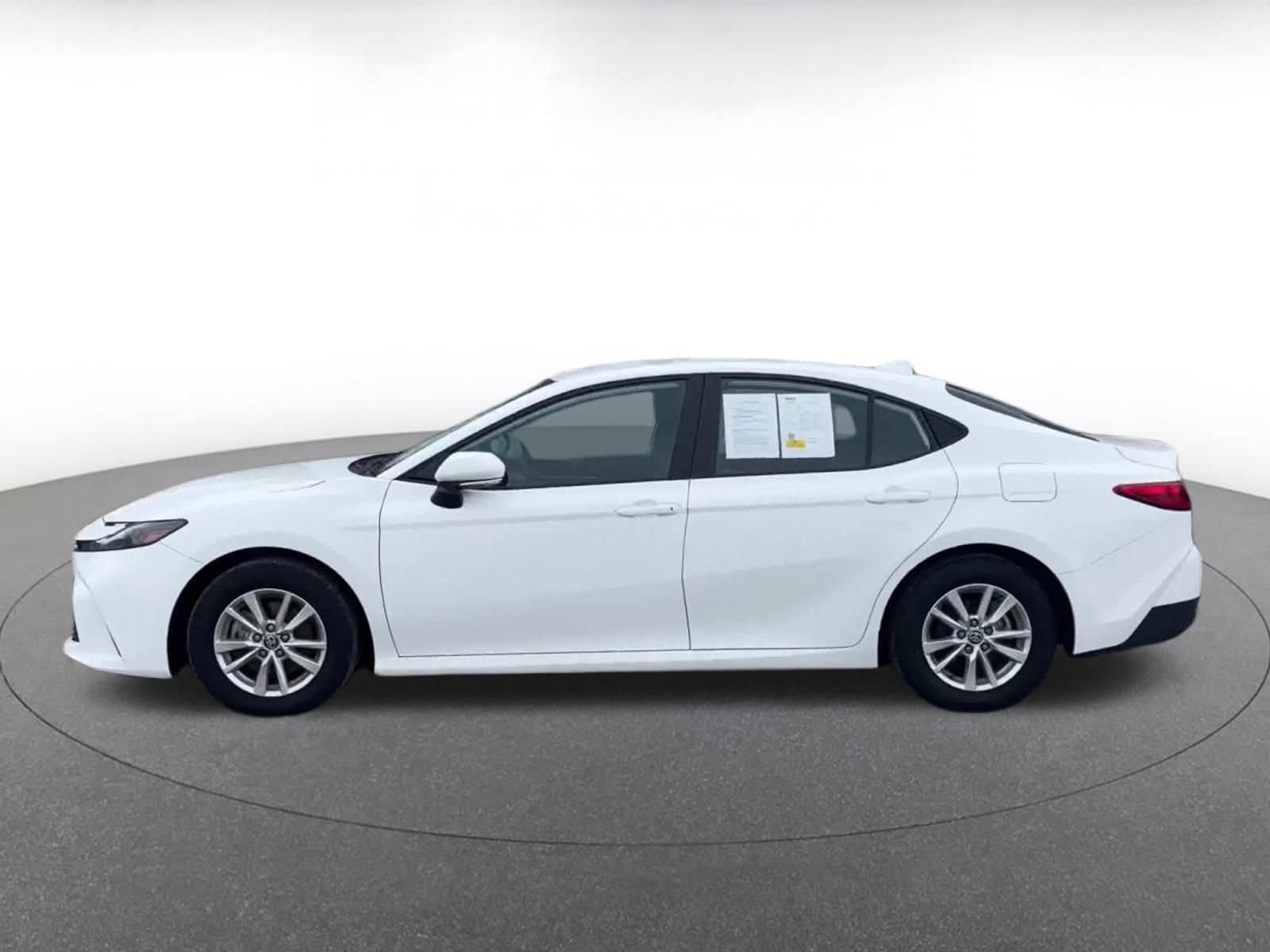 Thumbnail: 2025 Toyota Camry - 9