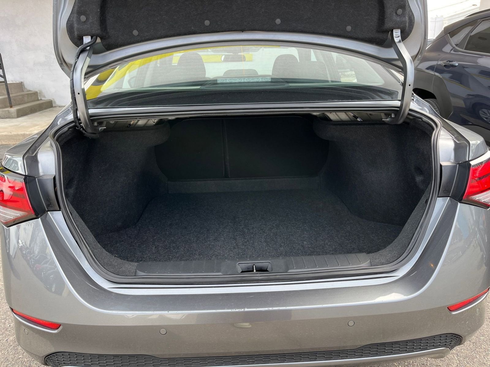 Thumbnail: 2025 Nissan Sentra - 27