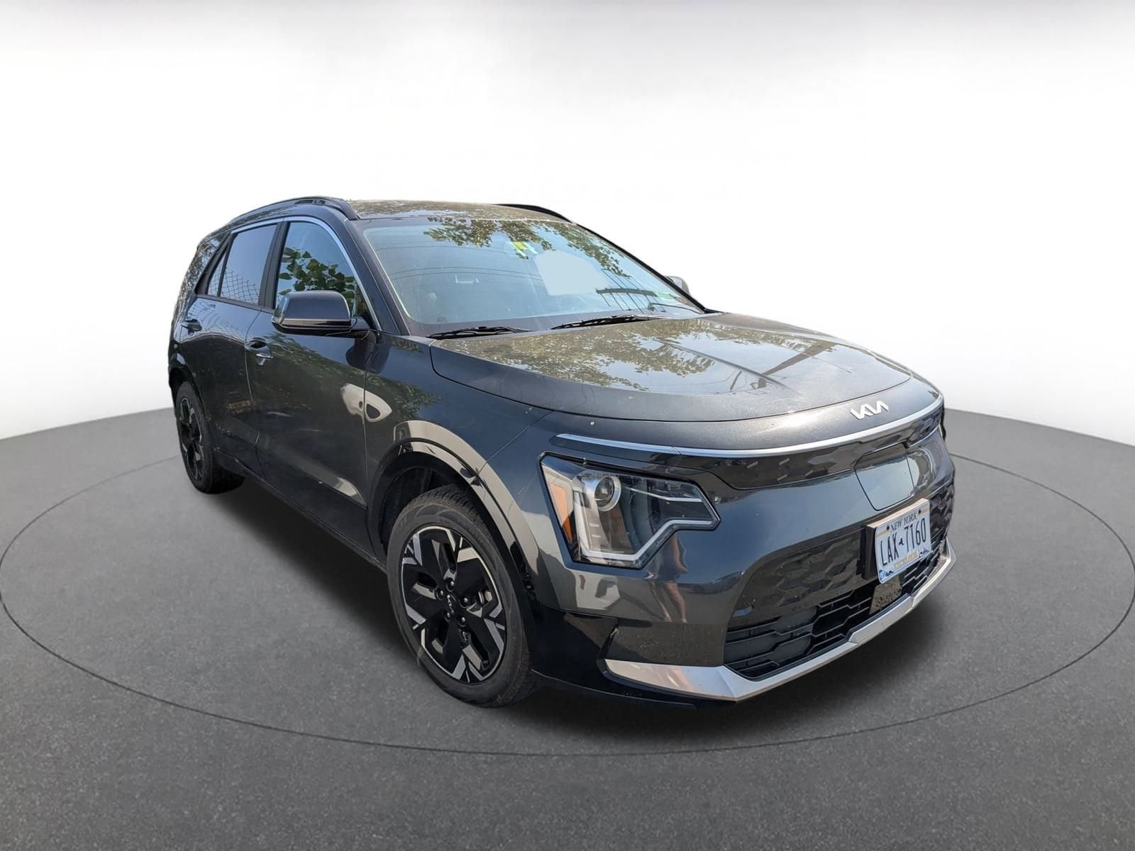 Thumbnail: 2023 Kia Niro - 1