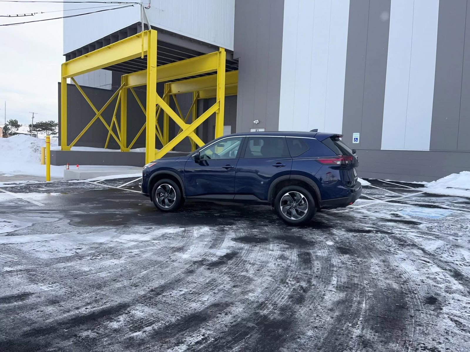 Thumbnail: 2025 Nissan Rogue - 16