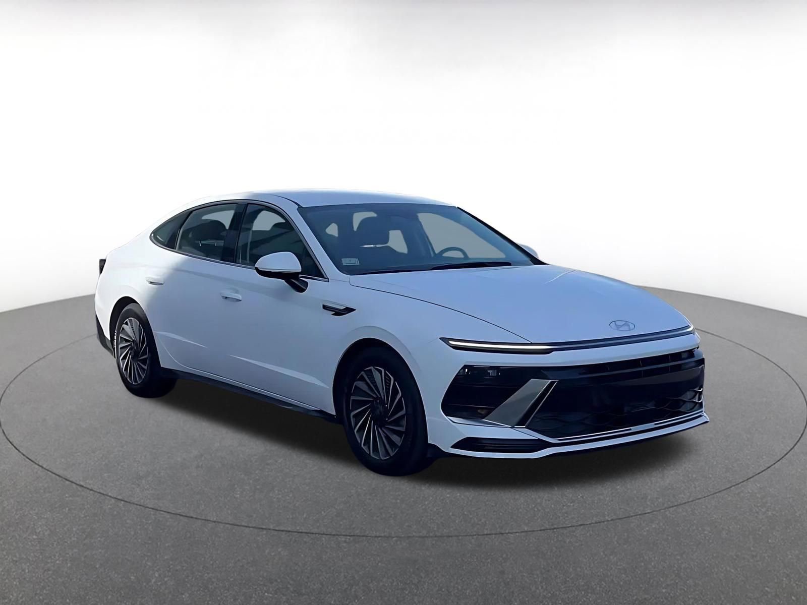 Thumbnail: 2025 Hyundai Sonata - 3