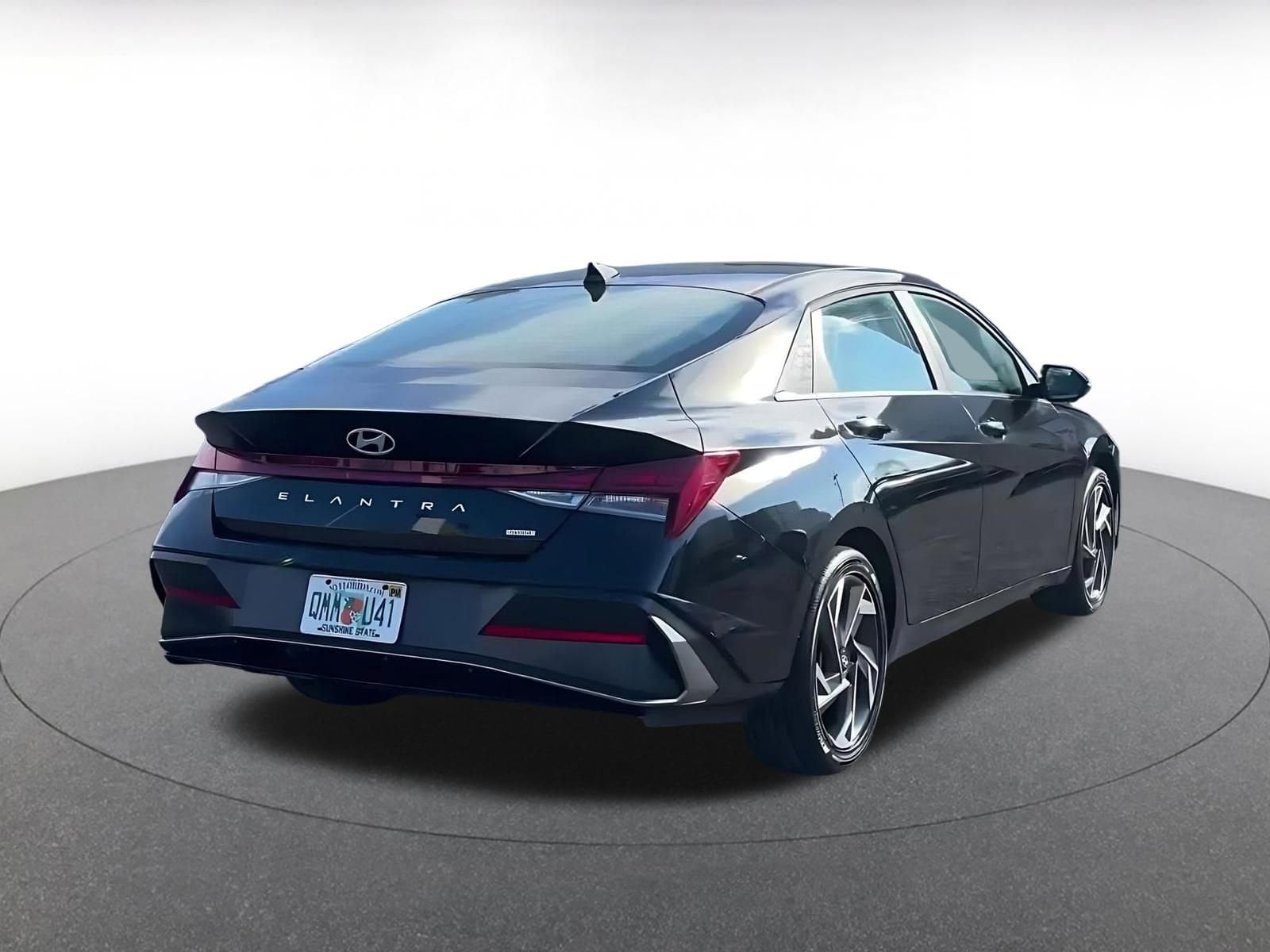 Thumbnail: 2025 Hyundai Elantra - 14
