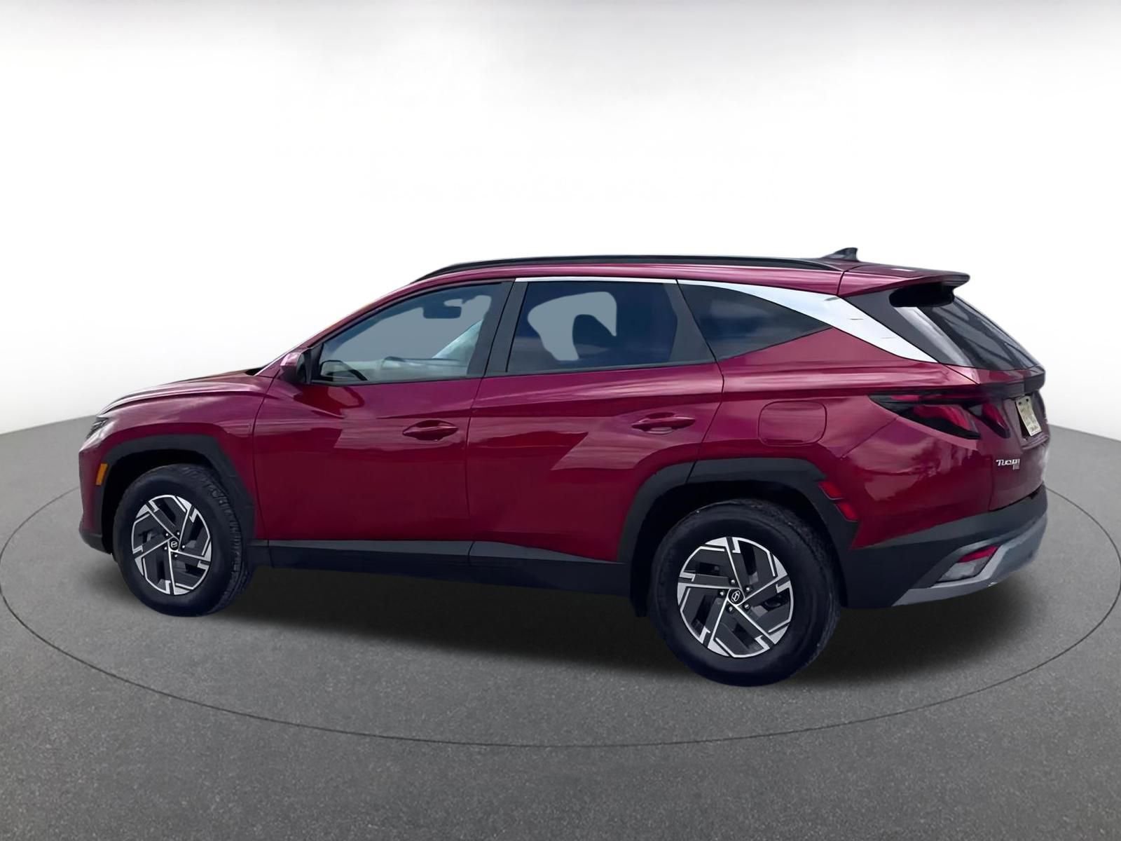 Thumbnail: 2025 Hyundai Tucson - 10