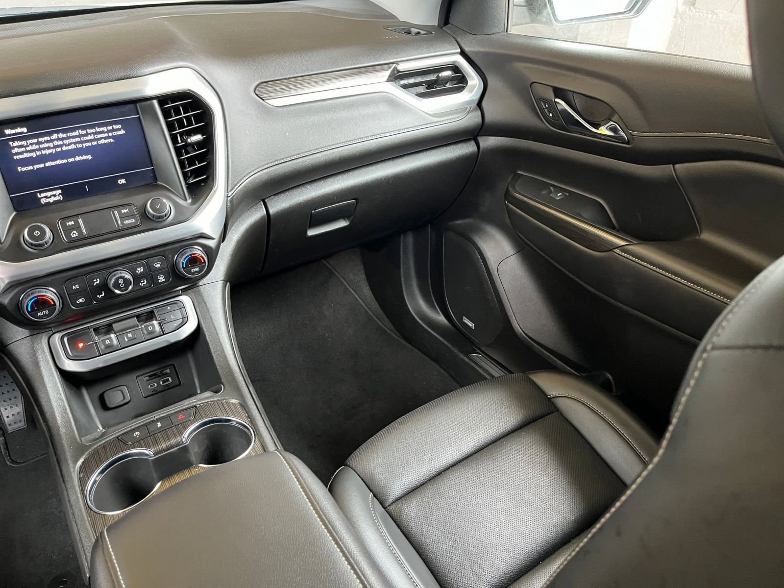 Thumbnail: 2023 GMC Acadia - 35