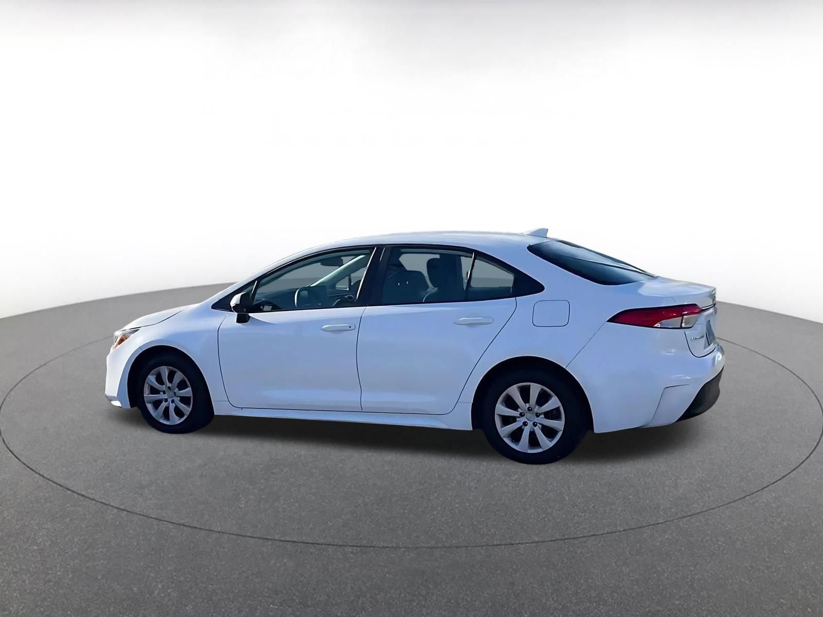 Thumbnail: 2024 Toyota Corolla - 10