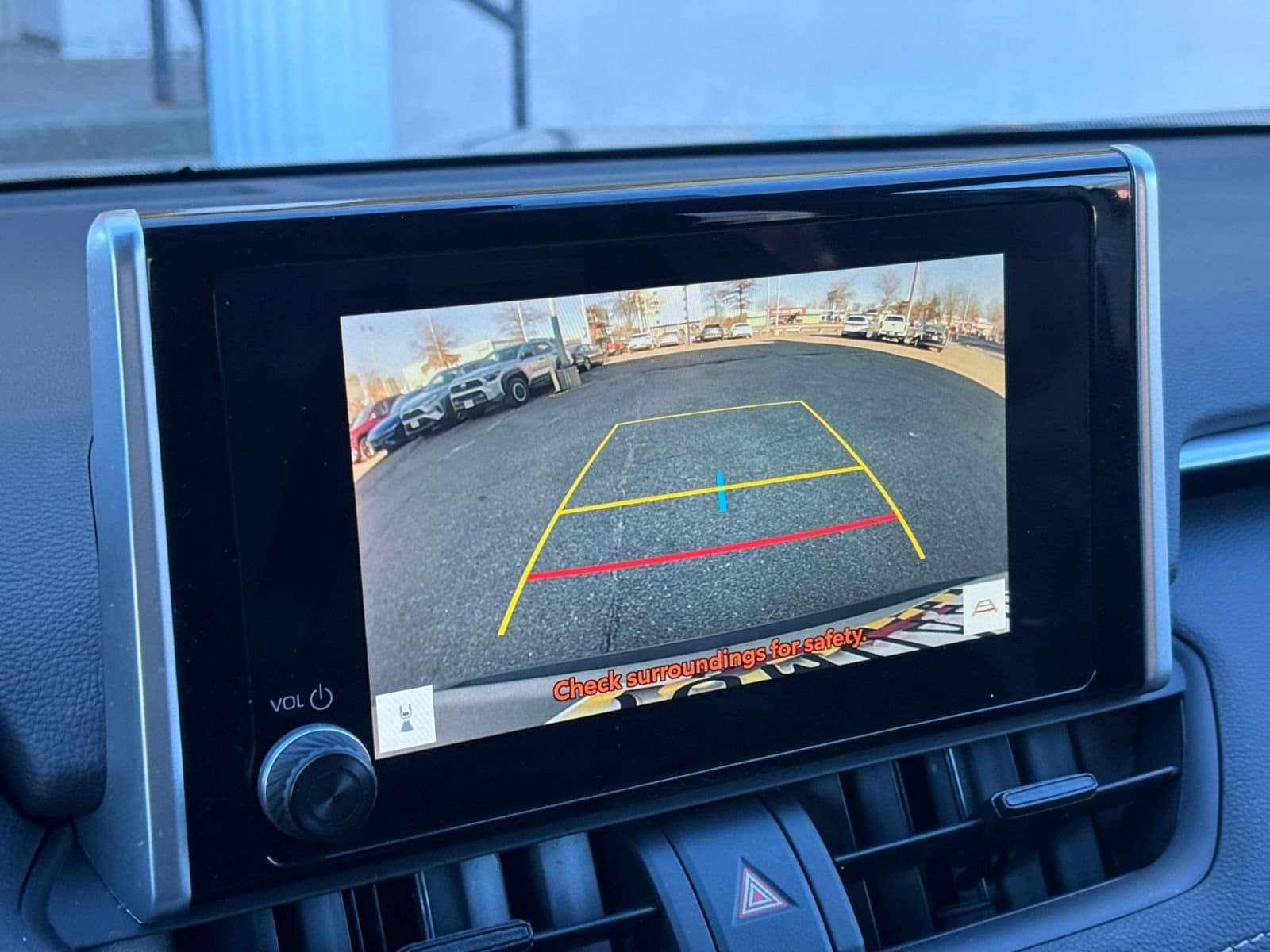 Thumbnail: 2025 Toyota RAV4 - 17