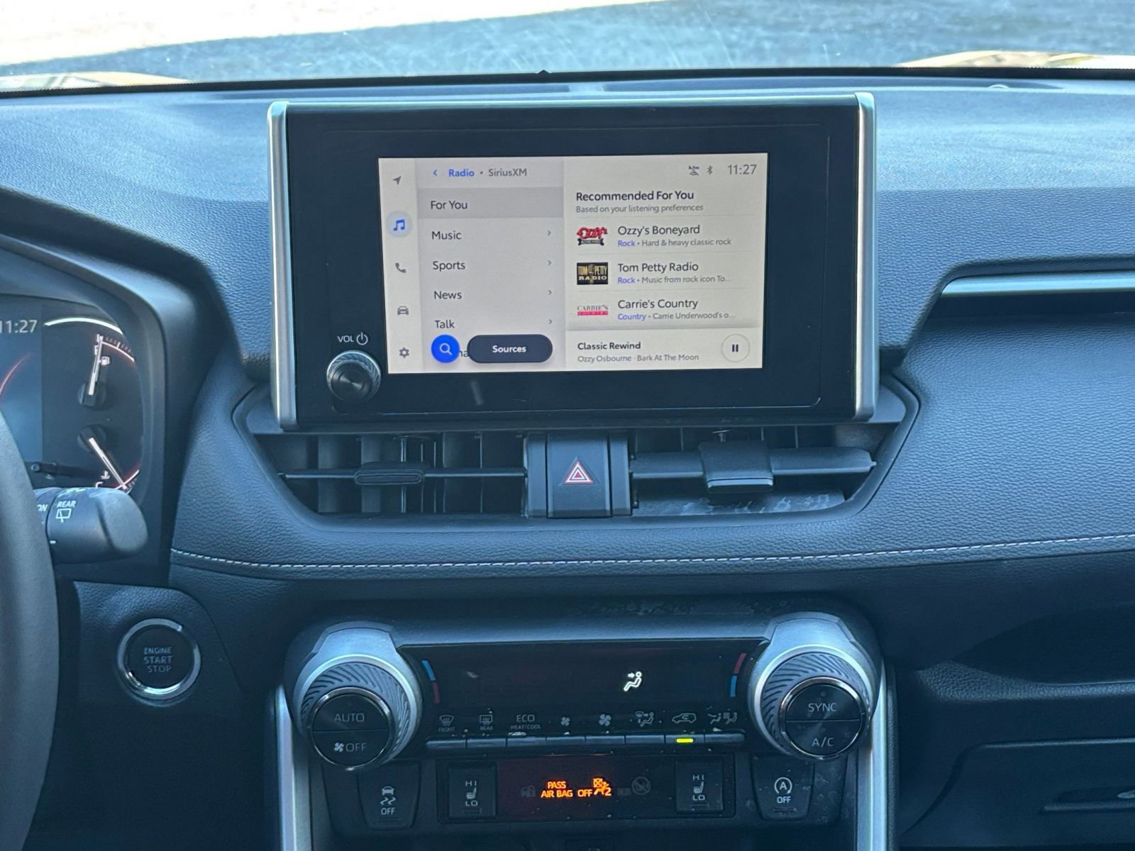 Thumbnail: 2025 Toyota RAV4 - 18